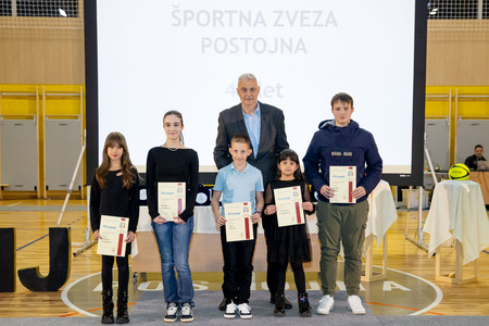 228 sportnik leta 